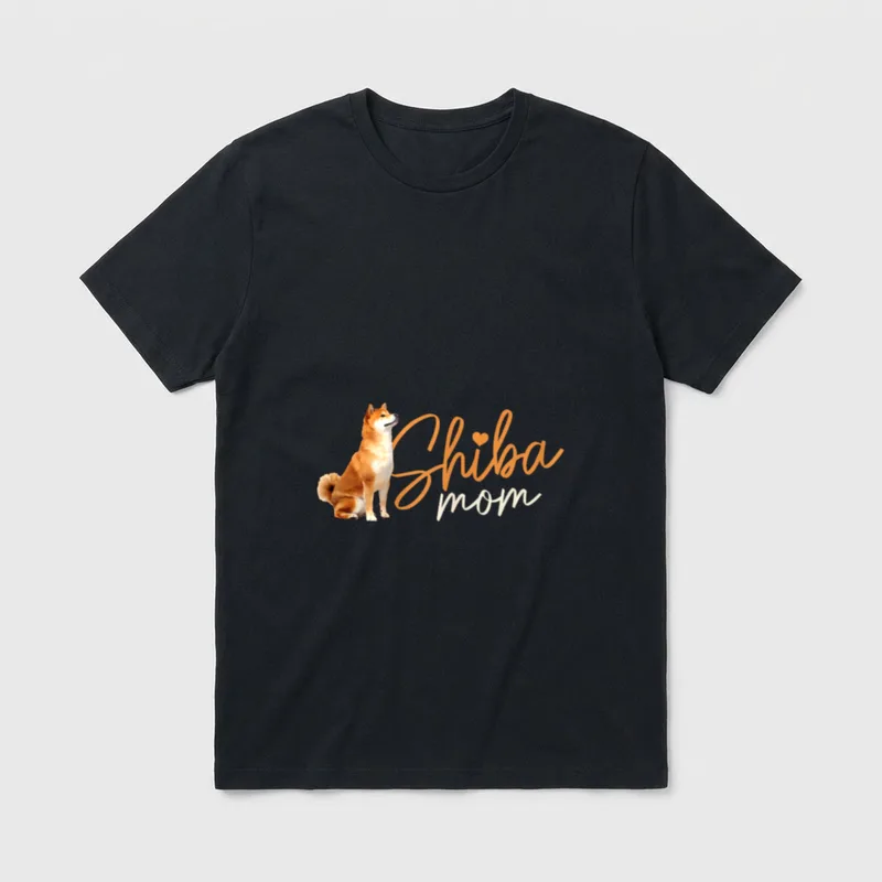 Shiba Mom Lustiger süßer T-Shirt – Sitzender Shiba Inu neben orange-weißer Schrift – Klassisches T-Shirt in Schwarz