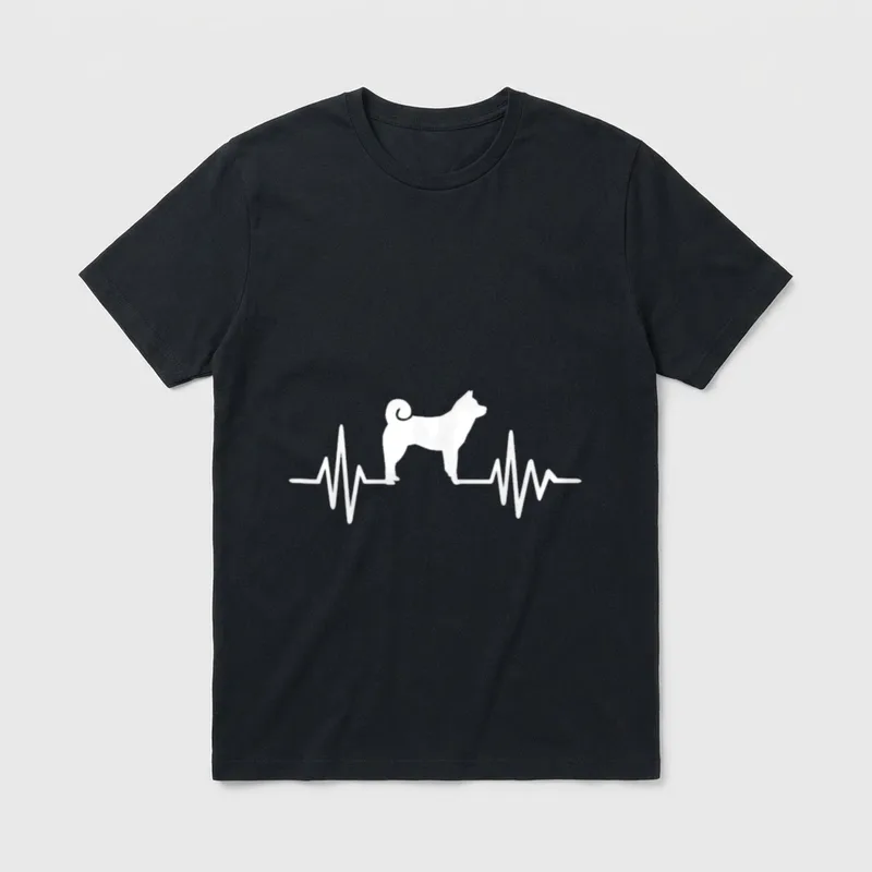 Akita Herzschlag T-Shirt – Klassisches T-Shirt in Schwarz