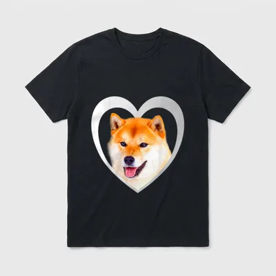 Shiba Inu Design Shiba T-Shirt – Fotorealistischer Shiba Inu Kopf in weißer Herzumrandung – Klassisches T-Shirt in Schwarz