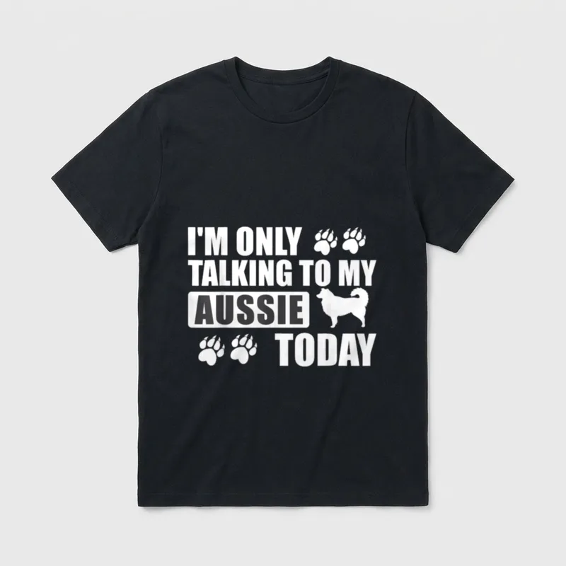 I'm Only Talking to My T-Shirt – Klassisches T-Shirt in Schwarz