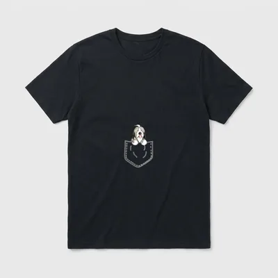 Bearded Collie In Brusttasche T-Shirt – Klassisches T-Shirt in Schwarz