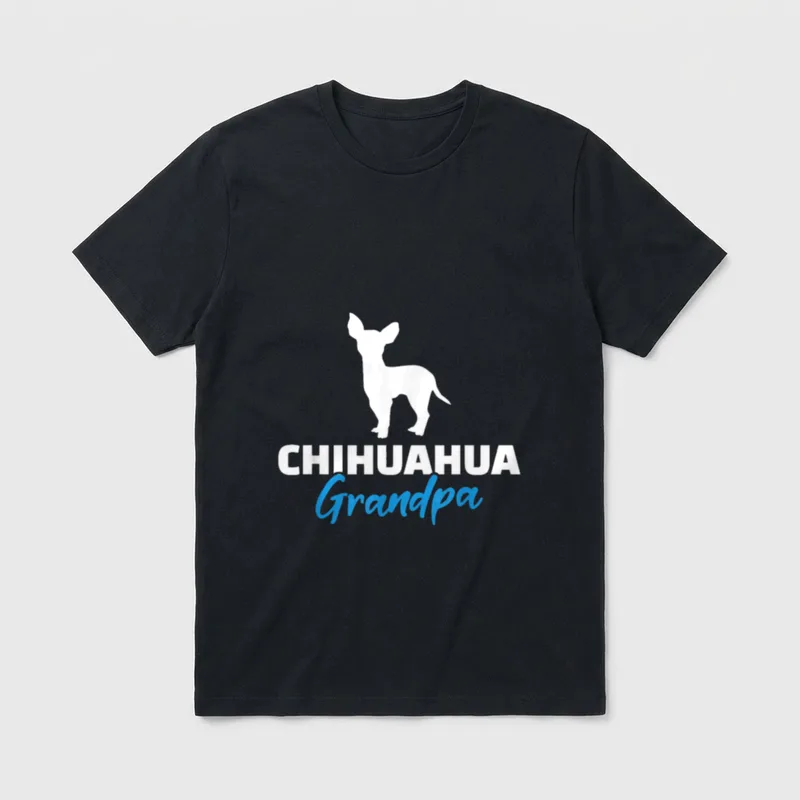 Chihuahua Opa T-Shirt – Weiße Chihuahua Silhouette mit CHIHUAHUA Grandpa Text – Klassisches T-Shirt in Schwarz