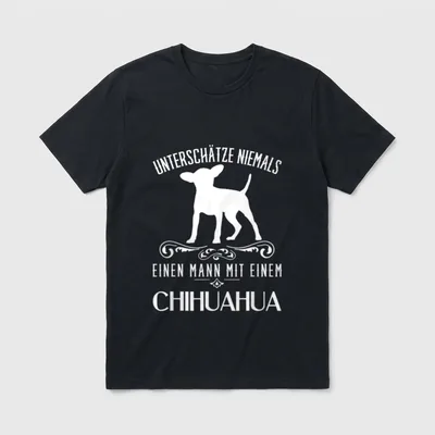 Unterschätze niemals einen Mann... lustiges T-Shirt – Klassisches T-Shirt in Schwarz