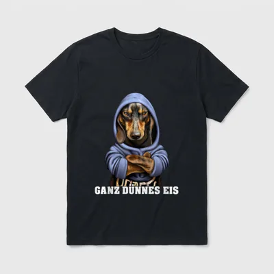 Dackel mit Hoodi oder Hund T-Shirt – Klassisches T-Shirt in Schwarz