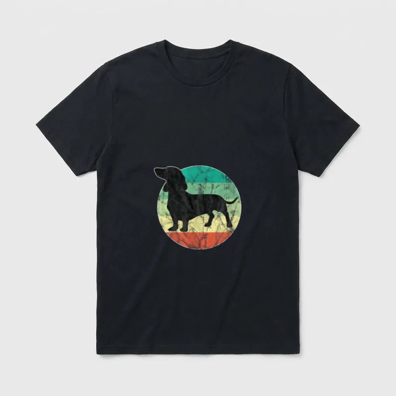 Retro Dackel Hund Dachshund T-Shirt – Klassisches T-Shirt in Schwarz