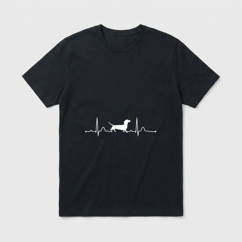 Dackel Dachshund Heartbeat Herzschlag T-Shirt – Klassisches T-Shirt in Schwarz