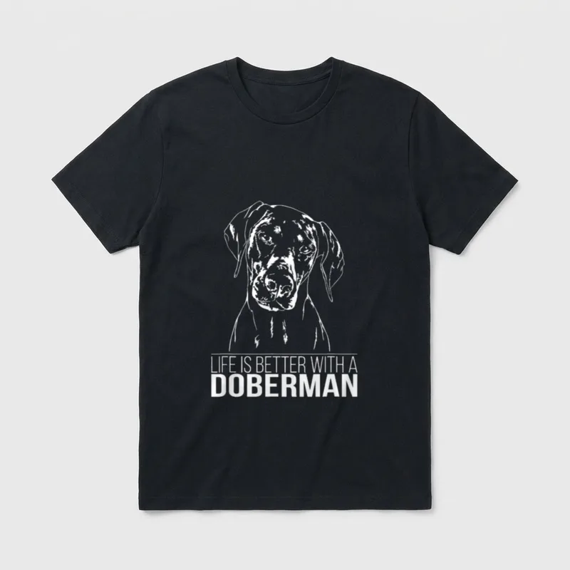 Dobermann life is better T-Shirt – Klassisches T-Shirt in Schwarz