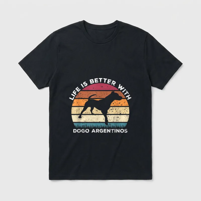 Dogo Argentino Life is T-Shirt – Klassisches T-Shirt in Schwarz