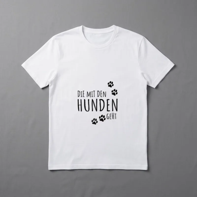 Die mit dem Hund T-Shirt 0069 – Klassisches T-Shirt in Schwarz