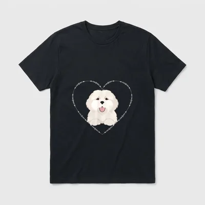 Malteser Hunde Hund Hunderasse T-Shirt – Weißer Malteserwelp im filigranen Herzen – Klassisches T-Shirt in Schwarz
