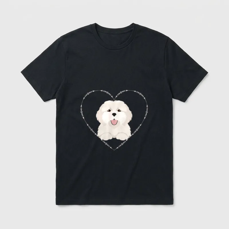 Malteser Hunde Hund Hunderasse T-Shirt – Weißer Malteserwelp im filigranen Herzen – Klassisches T-Shirt in Schwarz