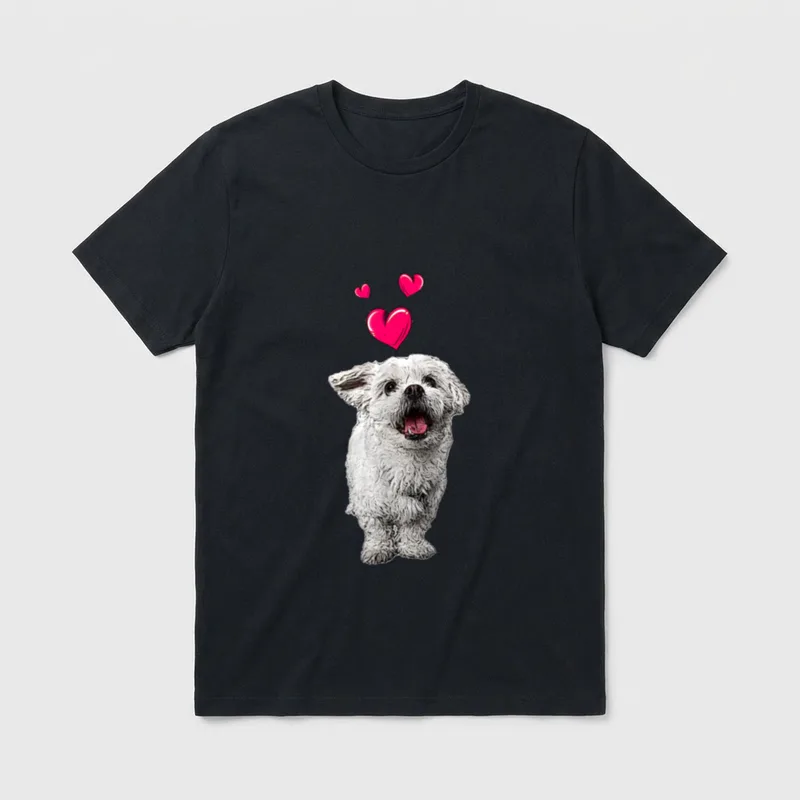 Malteser Hund und Herzen süßer T-Shirt – Klassisches T-Shirt in Schwarz