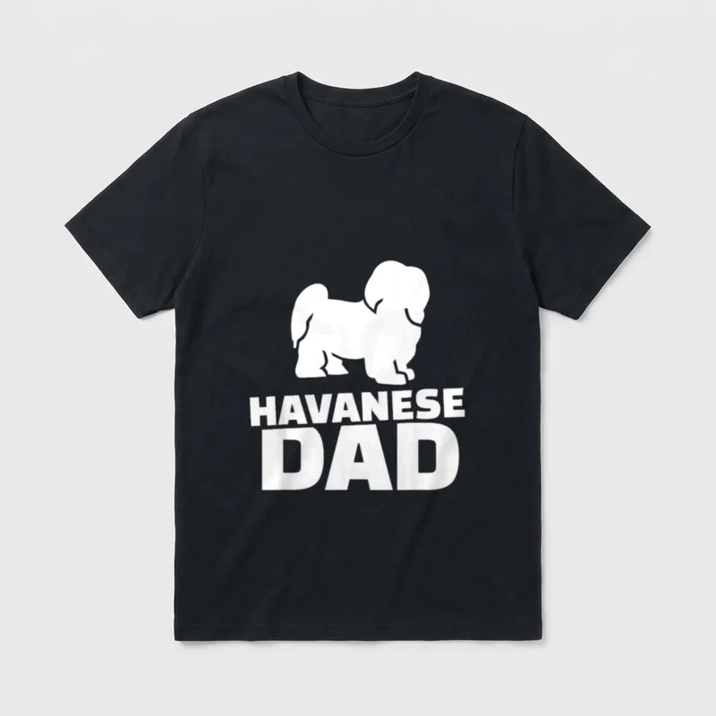 Havaneser Papa T-Shirt – Weißer Havaneser Hund und Schriftzug HAVANese DAD auf dunklem Grund – Klassisches T-Shirt in Schwarz
