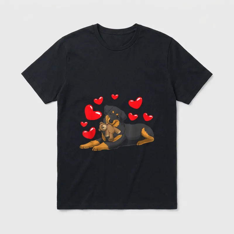 Hovawart Hund mit Kuscheltier T-Shirt – Liegender Hovawart mit Teddybär und roten Herzen – Klassisches T-Shirt in Schwarz