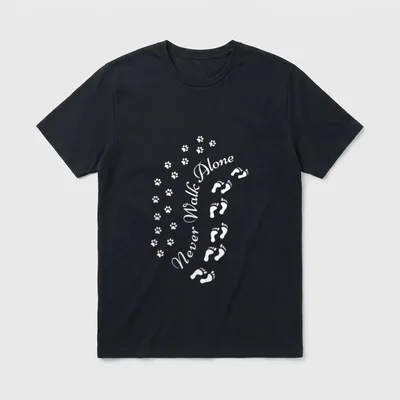 Hundebesitzer Never Walk Alone Hunde T-Shirt – Klassisches T-Shirt in Schwarz