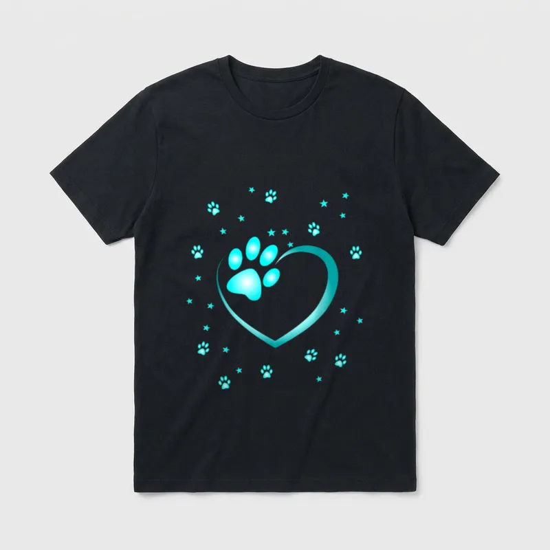 Herz mit Pfote eines T-Shirt – Klassisches T-Shirt in Schwarz
