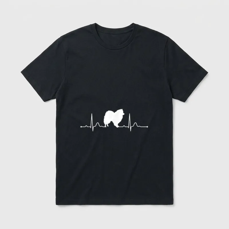 Deutscher Spitz Heartbeat Herzschlag T-Shirt – Klassisches T-Shirt in Schwarz