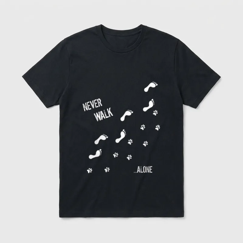 Hund Never walk alone T-Shirt 0427 – Klassisches T-Shirt in Schwarz