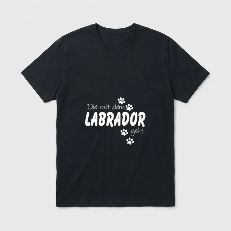 Die mit dem Labrador geht T-Shirt – Klassisches T-Shirt in Schwarz