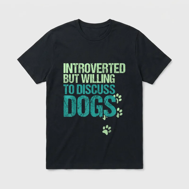 Introvertiert aber bereit Hunde T-Shirt – Klassisches T-Shirt in Schwarz