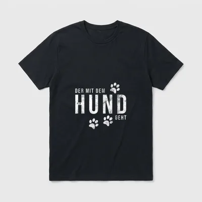 Der mit dem Hund T-Shirt 0639 – Klassisches T-Shirt in Schwarz
