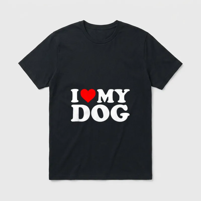 I love my dog mit Herz T-Shirt – T-Shirt mit weißer Aufschrift I ❤️ MY DOG und rotem Herzen – Klassisches T-Shirt in Schwarz