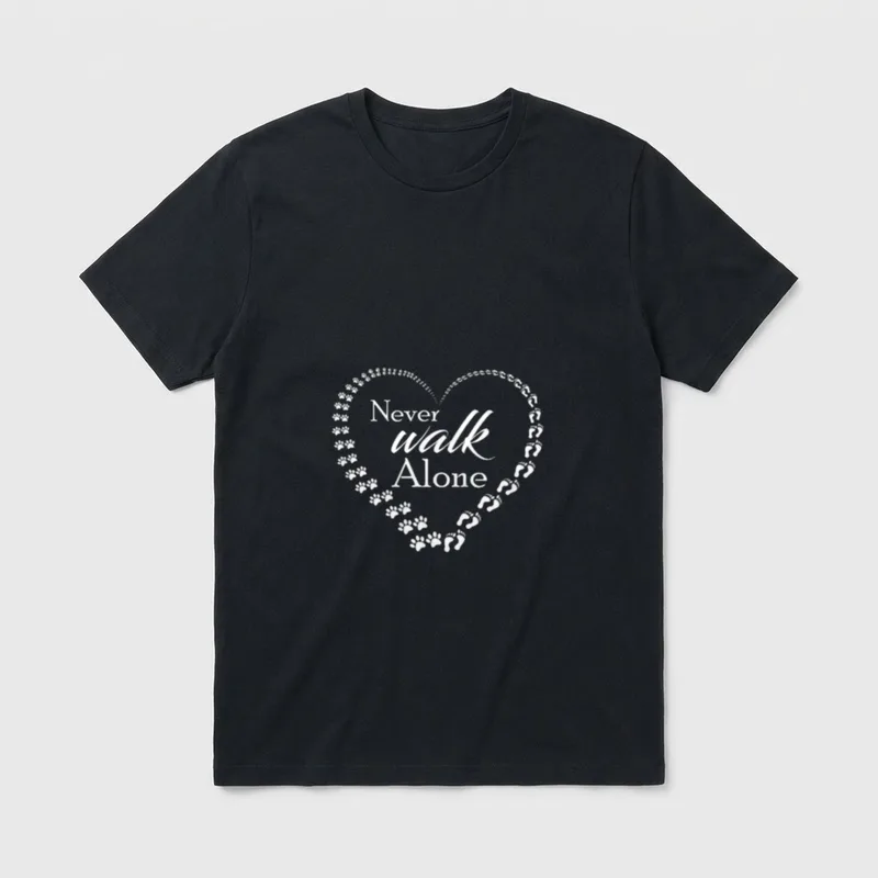 Never Walk Alone für Hundebesitzer Paw T-Shirt – Klassisches T-Shirt in Schwarz