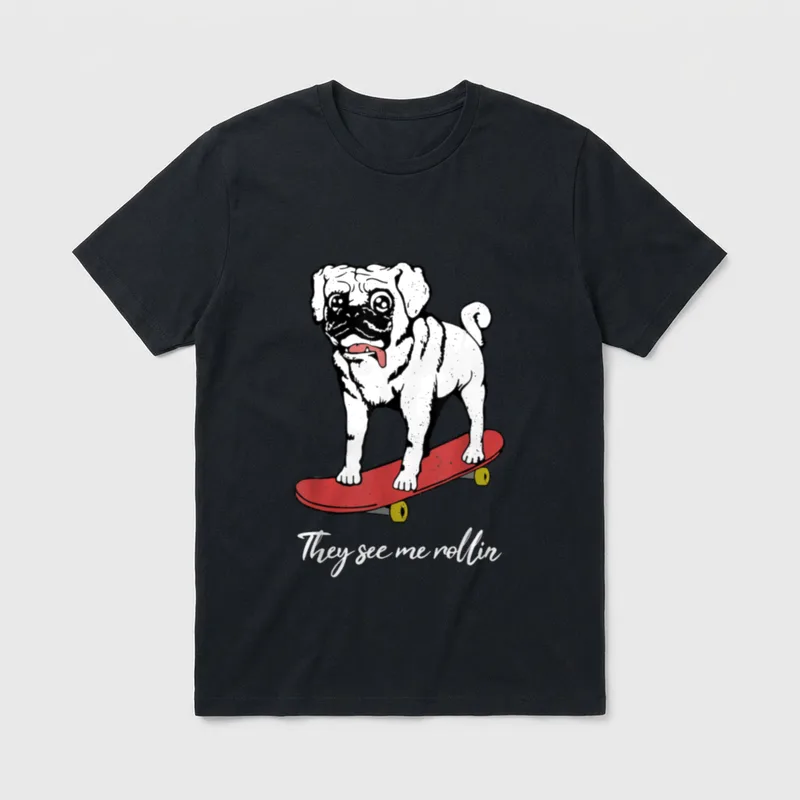 HUND AUF SKATEBOARD COOLER T-Shirt – Klassisches T-Shirt in Schwarz