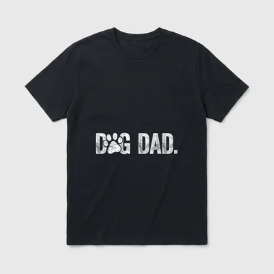 Dog Dad Hunde Papa T-Shirt – Weißer Schriftzug Dog Dad mit Pfotenabdruck auf grauem Grund – Klassisches T-Shirt in Schwarz