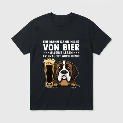 Ein Mann braucht auch T-Shirt – Bierglas und Hundenkopf mit Text über Bier und Hund – Klassisches T-Shirt in Schwarz