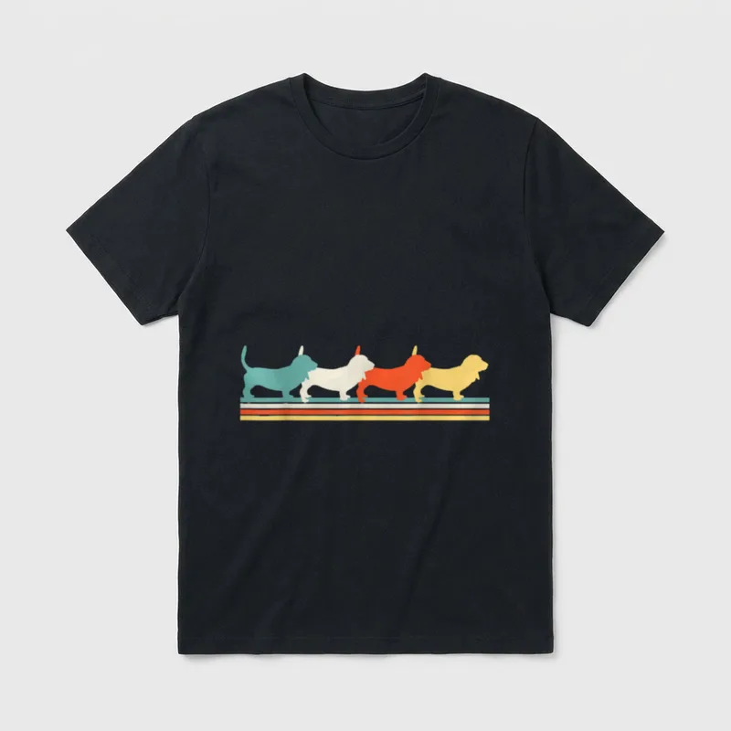 Basset T-Shirt – Vier bunte Dachshund-Silhouetten auf gestreiftem Band – Klassisches T-Shirt in Schwarz