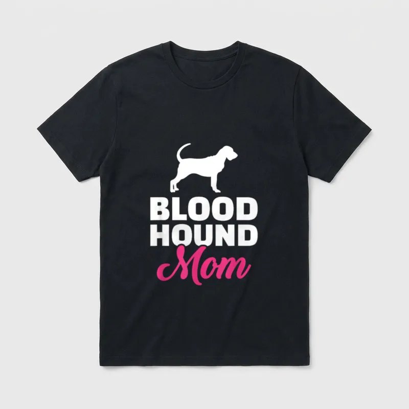 Bloodhound Mama T-Shirt – White Bloodhound Silhouette with pink Mom text on grey background – Klassisches T-Shirt in Schwarz