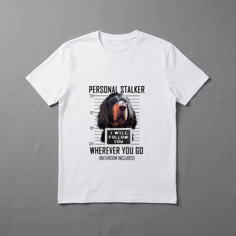 Personal Stalker Hund Gordon T-Shirt – Klassisches T-Shirt in Schwarz