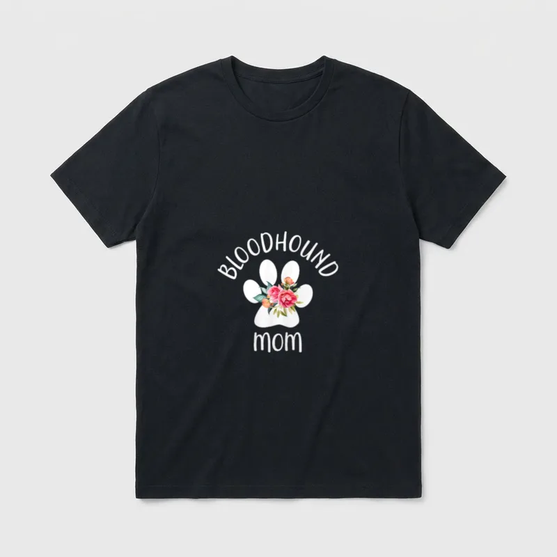 Bloodhound Mom T-Shirt – Weiße Pfote mit rosa Rosen und Text Bloodhound mom – Klassisches T-Shirt in Schwarz