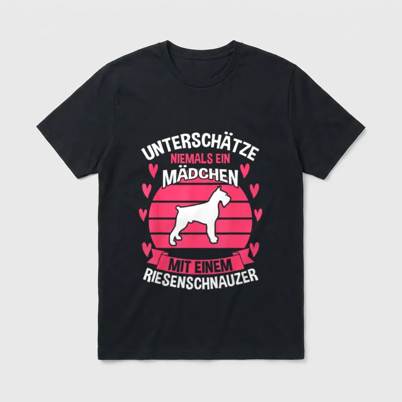 Unterschätze niemals ein Mädchen T-Shirt – Klassisches T-Shirt in Schwarz