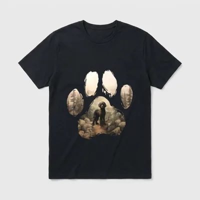 Pudel Mountain Paw Design T-Shirt – Klassisches T-Shirt in Schwarz