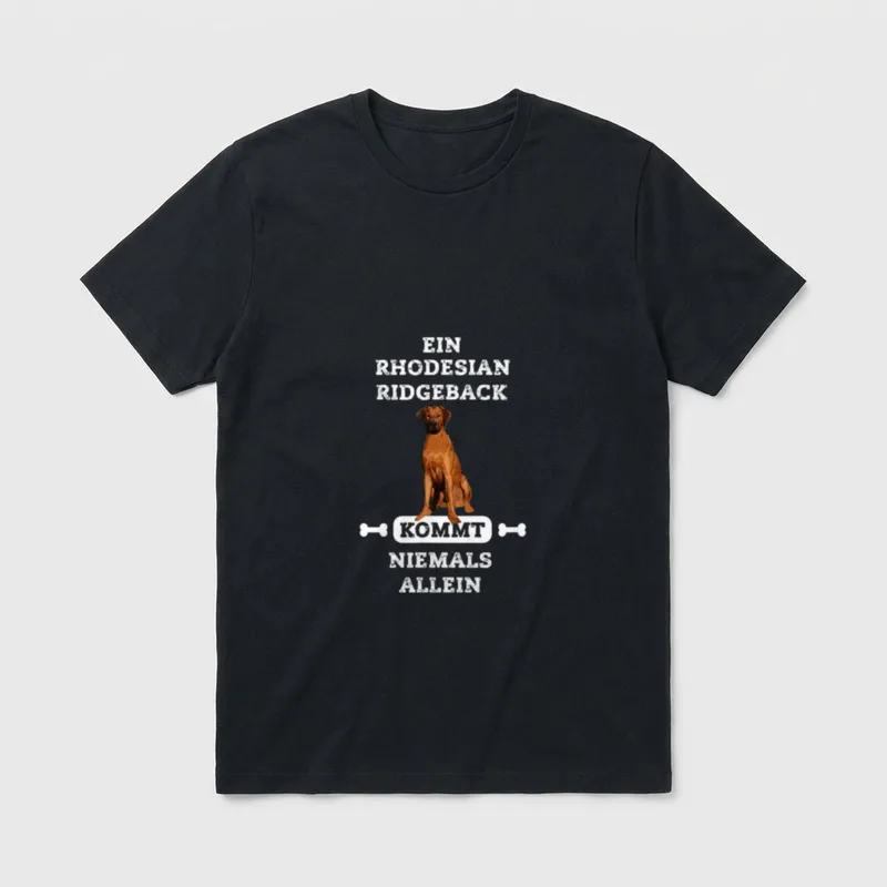 Ein Rhodesian Ridgeback kommt T-Shirt – Klassisches T-Shirt in Schwarz