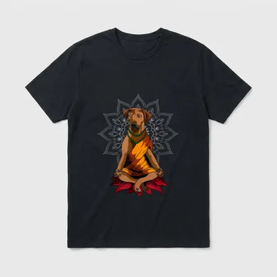 Rhodesian Ridgeback Buddha Mandala T-Shirt – Klassisches T-Shirt in Schwarz