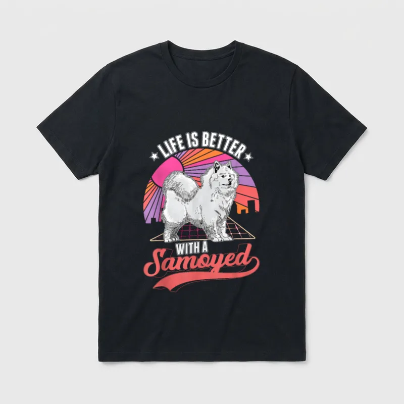 Life is better with Samojede T-Shirt – Klassisches T-Shirt in Schwarz