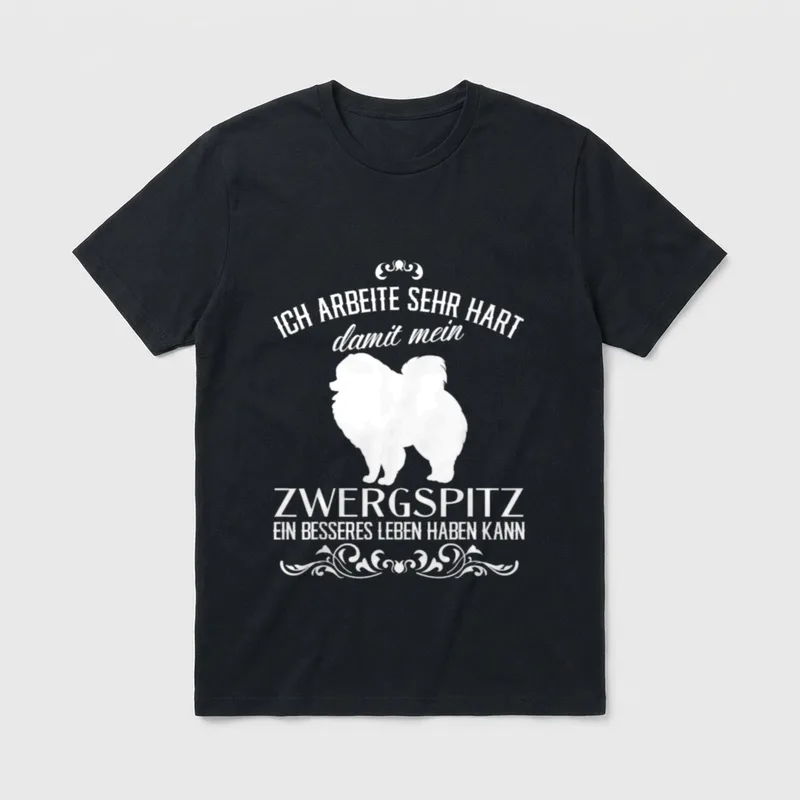 Ich arbeite sehr hart... T-Shirt – Klassisches T-Shirt in Schwarz