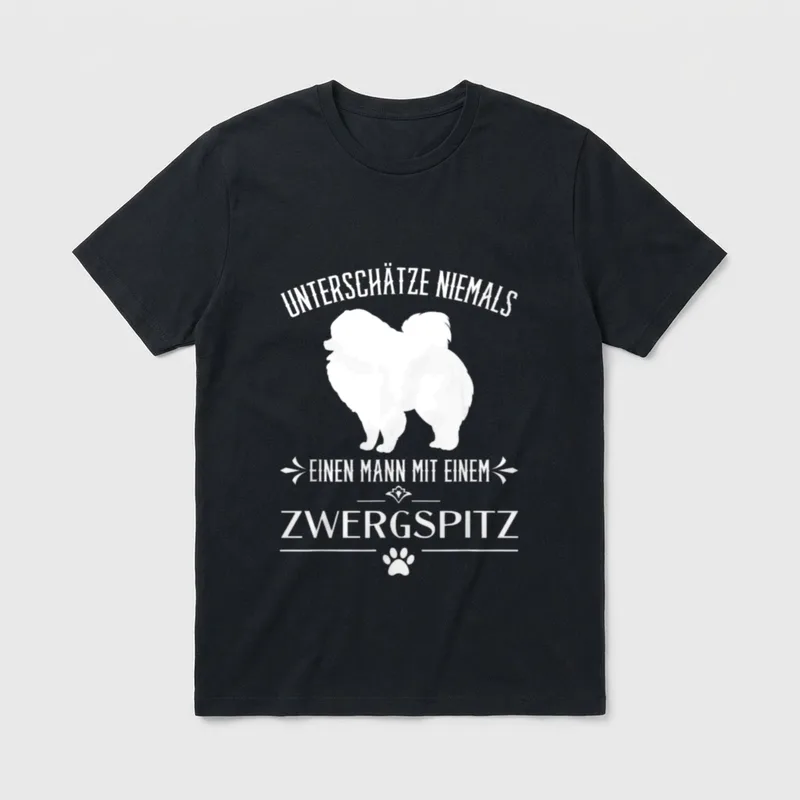 Unterschätze niemals einen Mann... T-Shirt 0059 – Klassisches T-Shirt in Schwarz