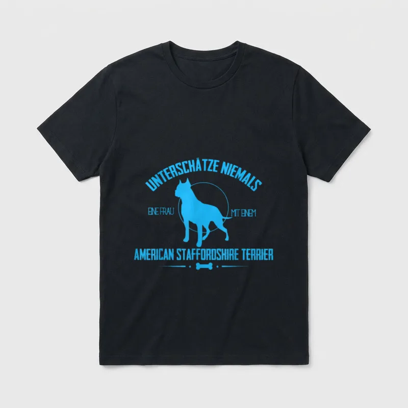 Unterschätze nie eine Frau American T-Shirt – Klassisches T-Shirt in Schwarz