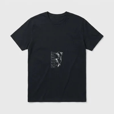 Staffordshire Bullterrier Design T-Shirt – Klassisches T-Shirt in Schwarz