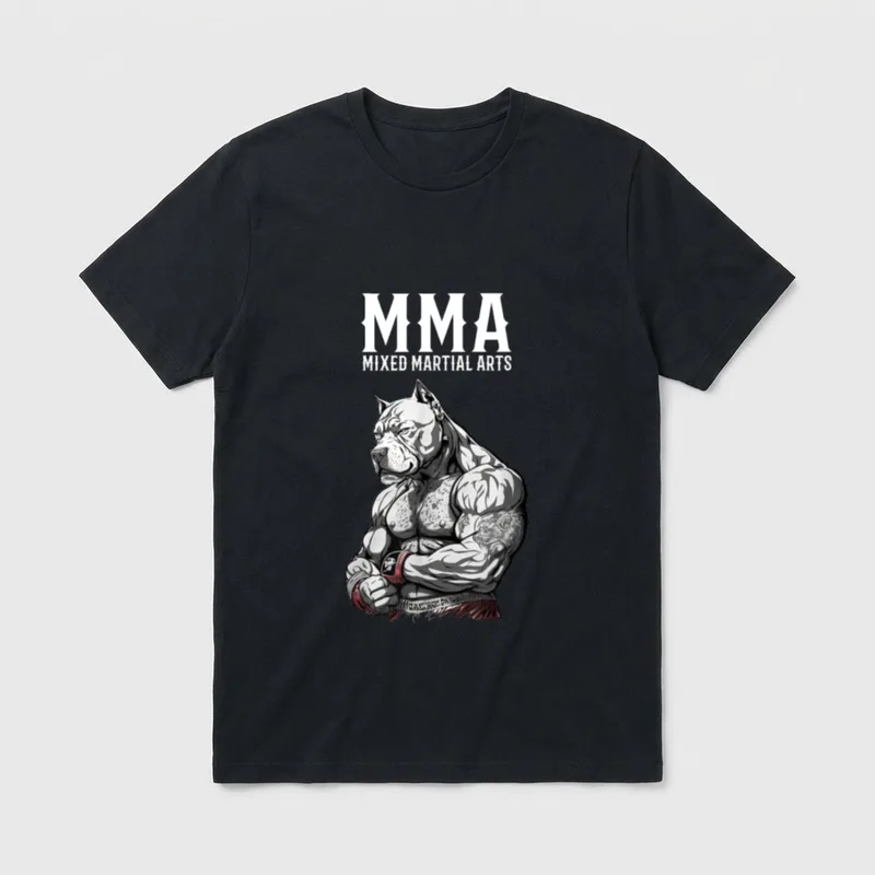 Pitbull Mma Shirt – Muskelnder Pitbull als MMA-Kämpfer mit Handschlägen und Tattoo – Klassisches T-Shirt in Schwarz