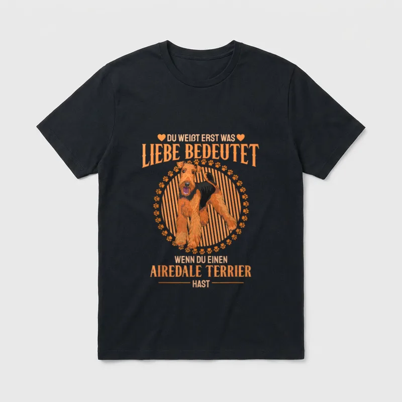 Liebe bedeutet einen Airedale T-Shirt – Klassisches T-Shirt in Schwarz