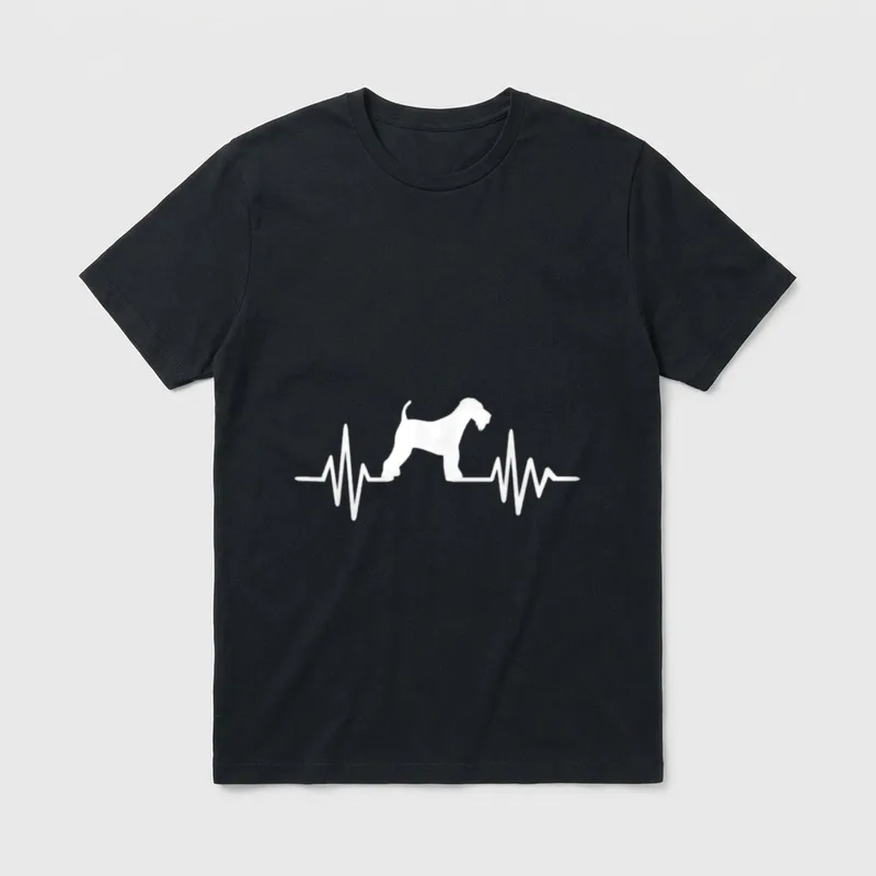 Airedale Terrier T-Shirt 0289 – Weiße Silhouette eines Airedale Terriers in einer Pulslijn – Klassisches T-Shirt in Schwarz