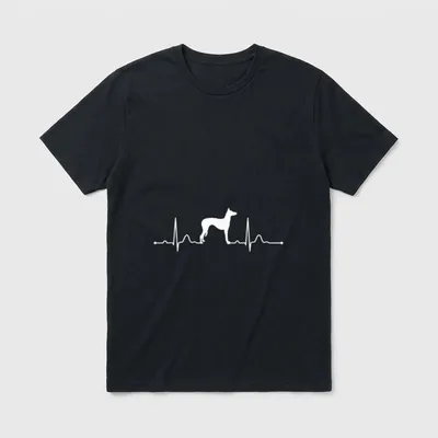Podenco Heartbeat Herzschlag Hunde T-Shirt – Klassisches T-Shirt in Schwarz