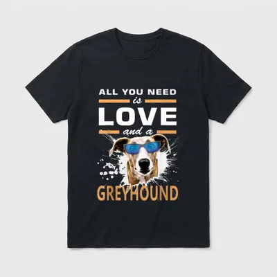 Windhund Alles was Sie T-Shirt – Greyhound mit blauer Sonnenbrille und englischer Schrift – Klassisches T-Shirt in Schwarz